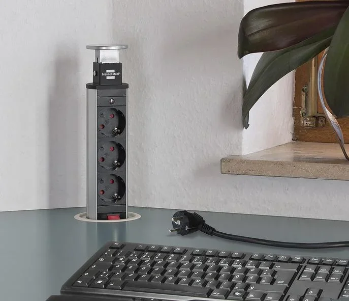 Tischsteckdosenleiste Tower Power 3-fach, 2 USB Anschlüsse - 0