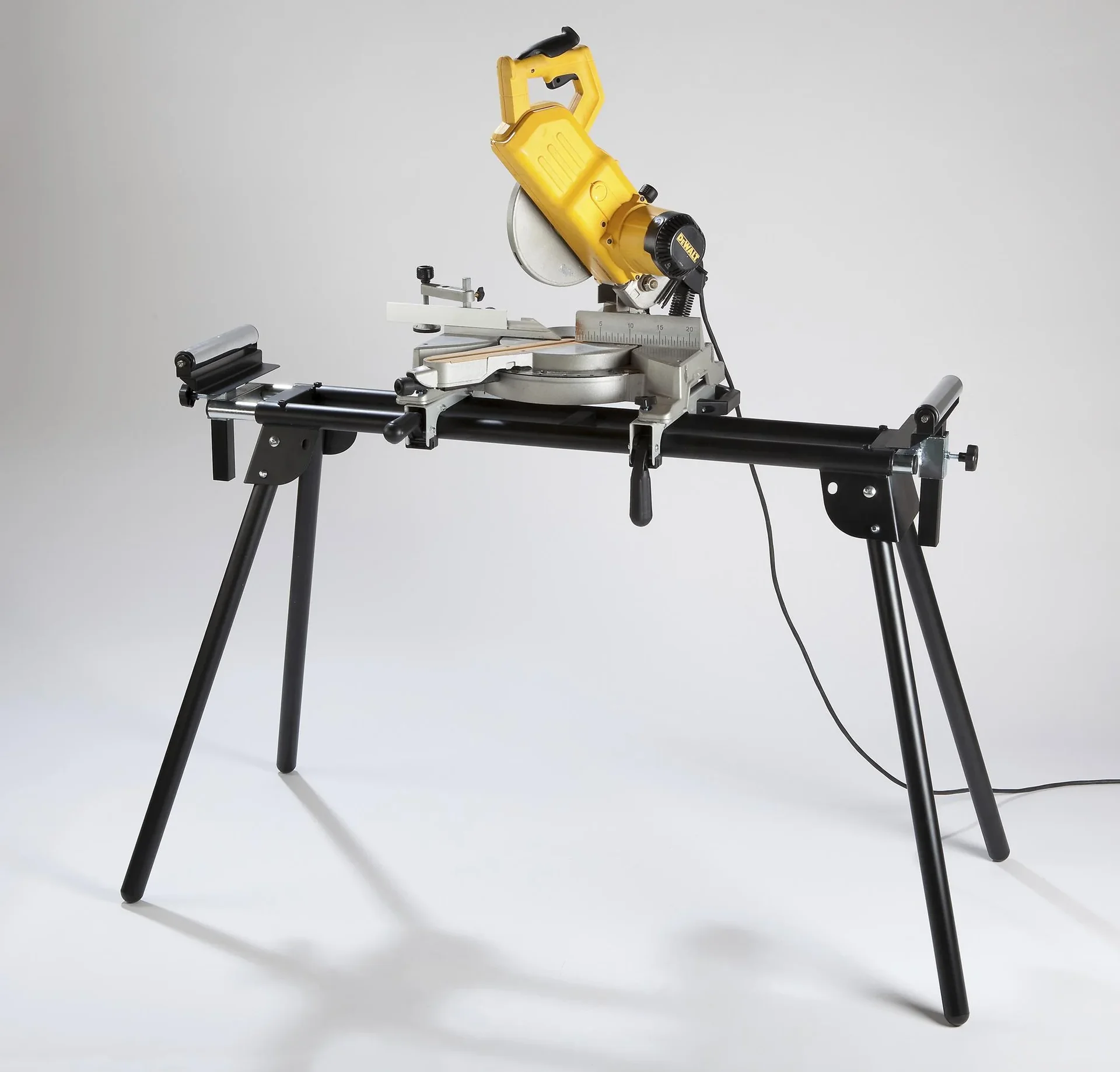 Universal - Maschinenuntergestell für Kapp- und Gehrungssägen - 5