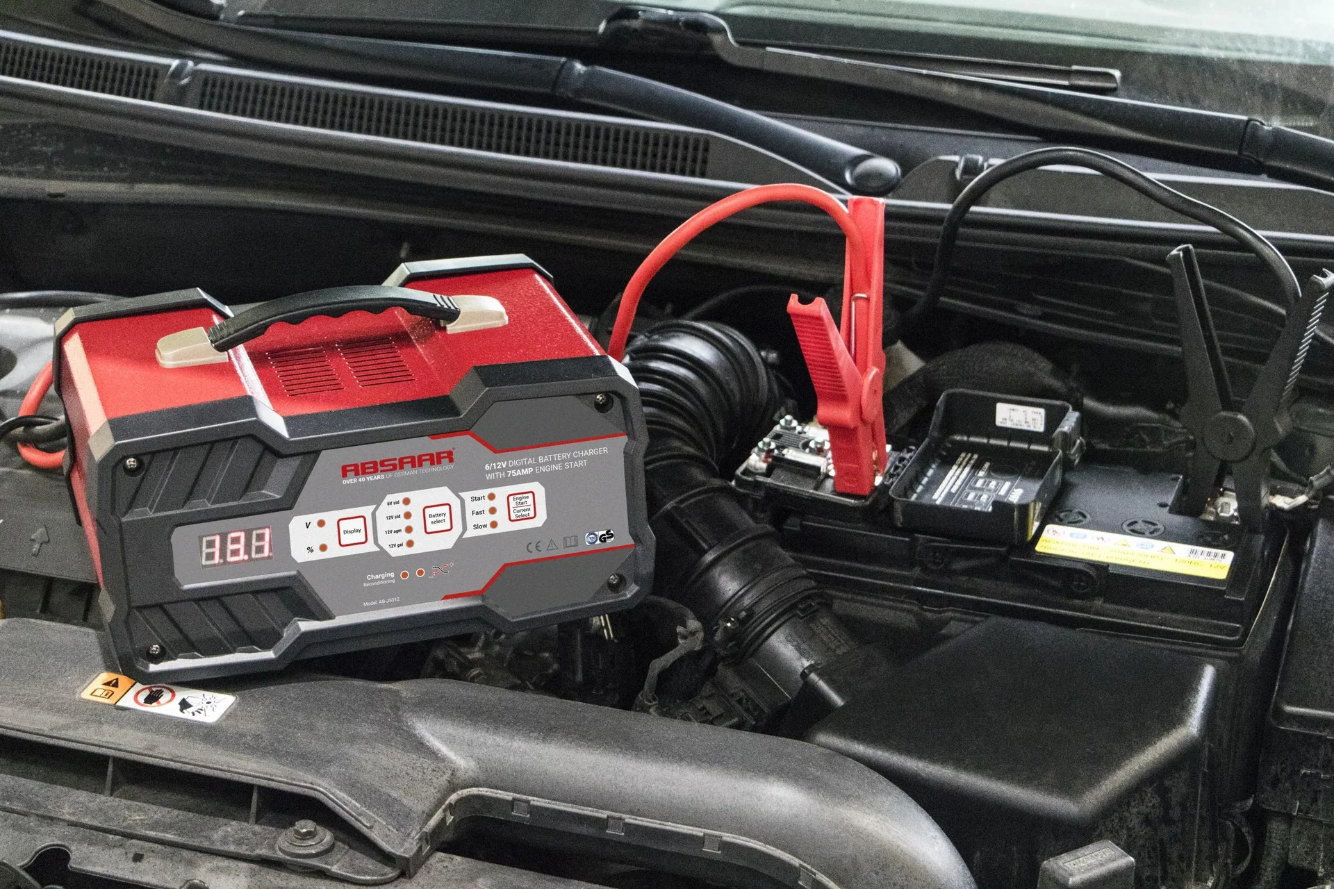 Batterieladegerät mit Starthilfe 12A, 6/12 V - 0