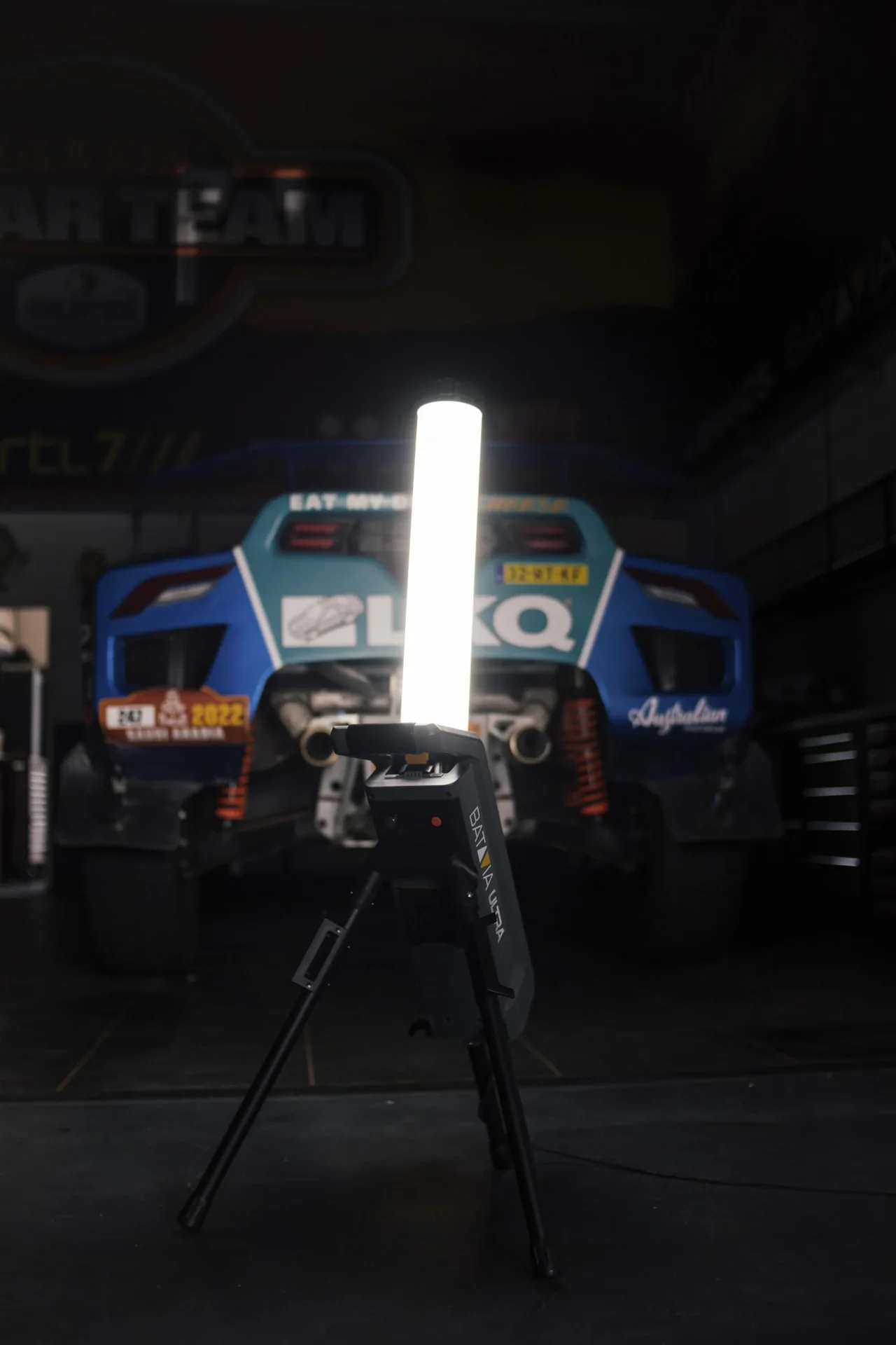 Maxxpack 18V Hybrid-LED-Arbeitsleuchte 360° mit Stativ (ohne Akku und Ladegerät) - 2