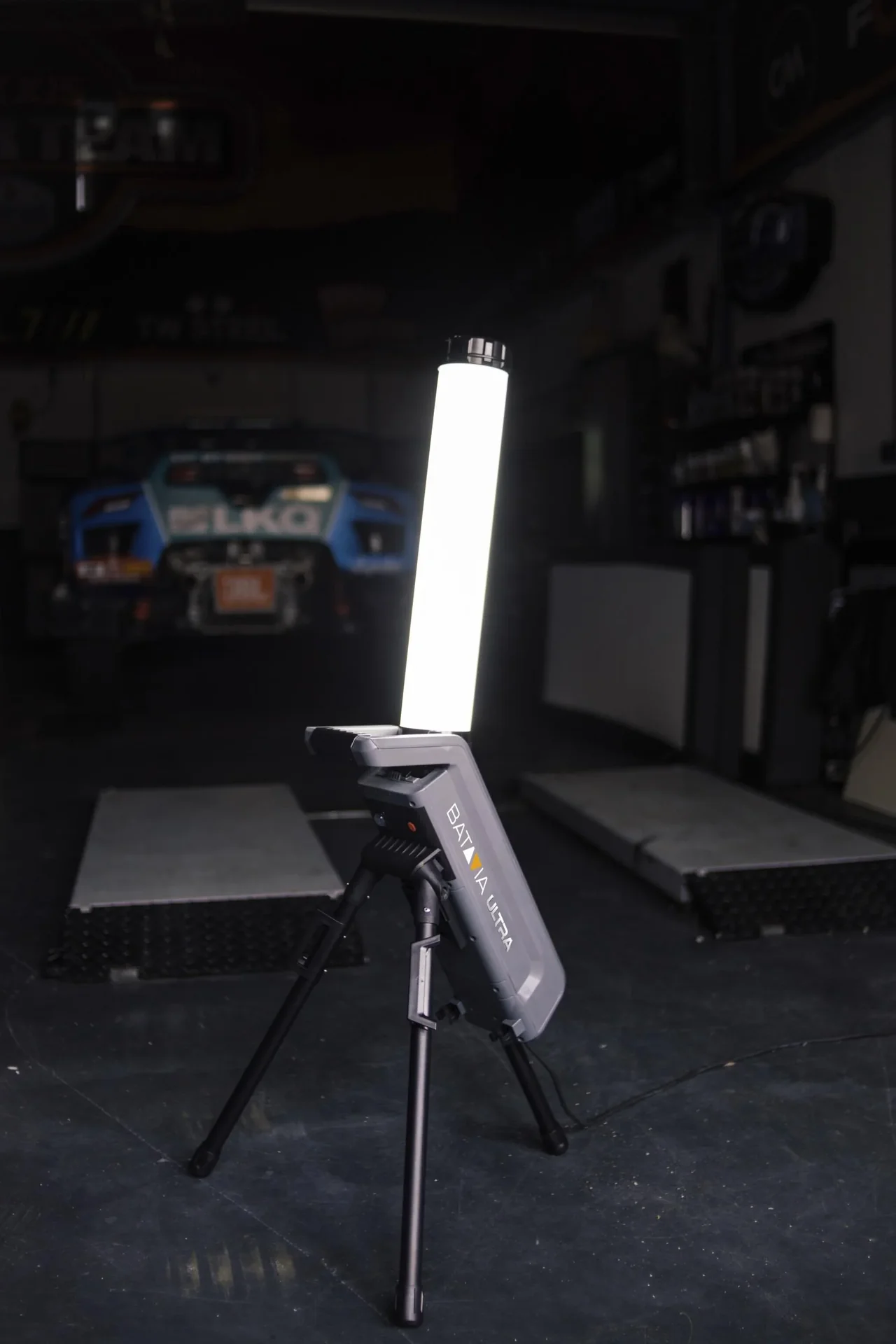 Maxxpack 18V Hybrid-LED-Arbeitsleuchte 360° mit Stativ (ohne Akku und Ladegerät) - 3