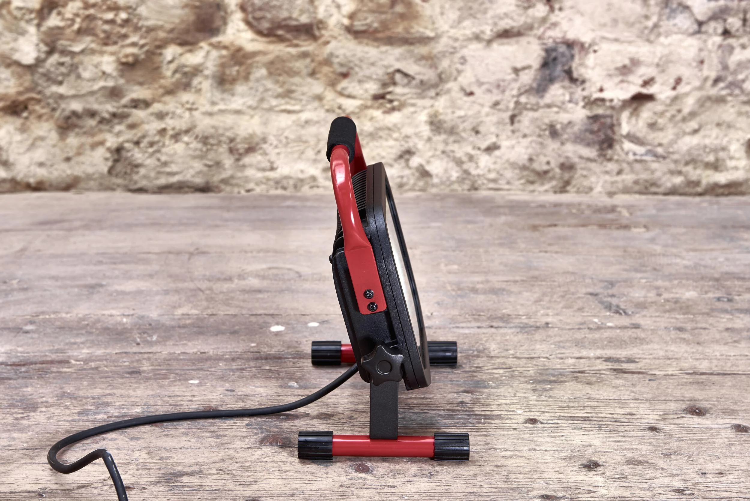 Flacher LED Baustrahler mit 38 Watt - 4