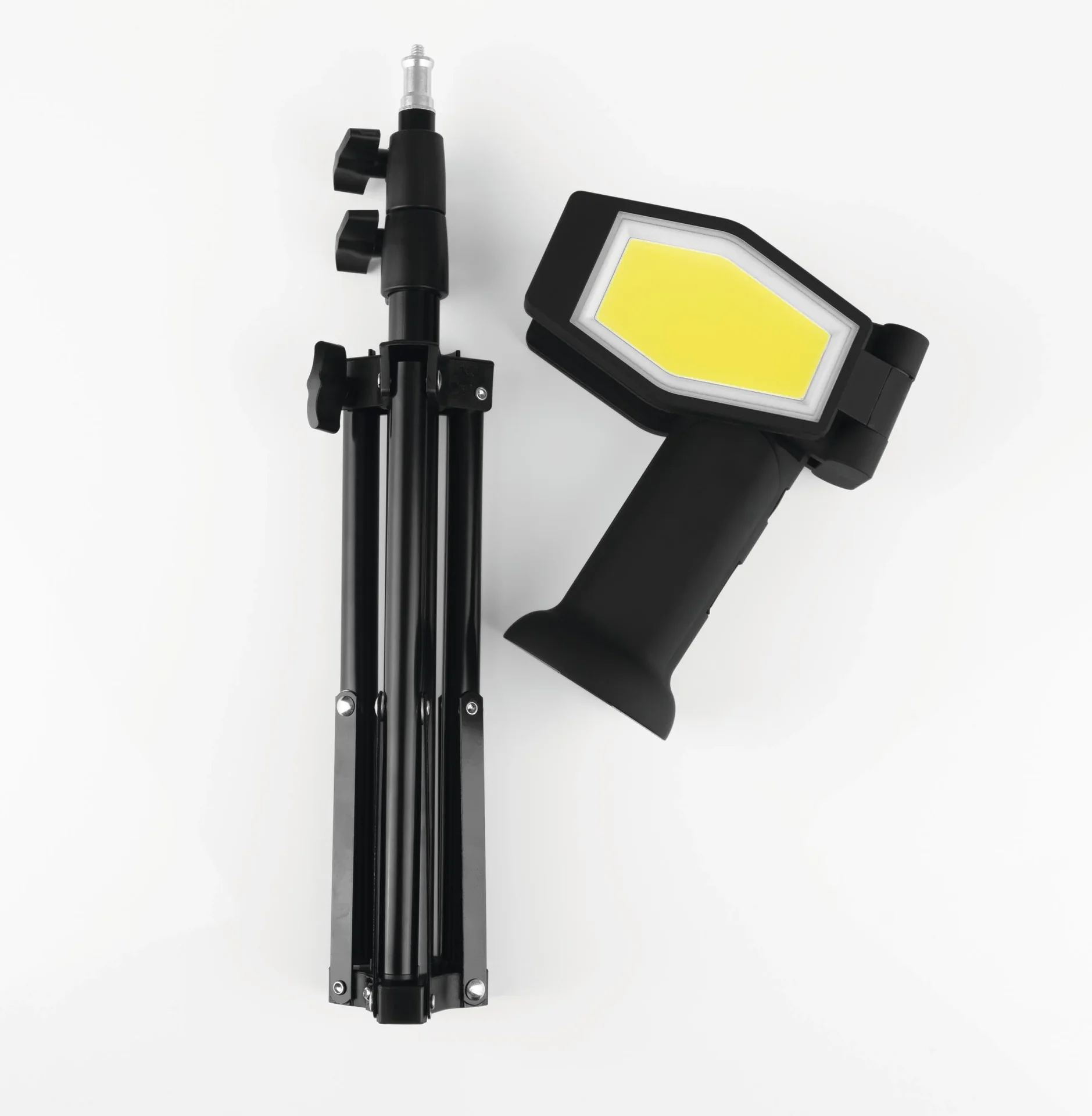 LED Strahler Universal mit Stativ - 10