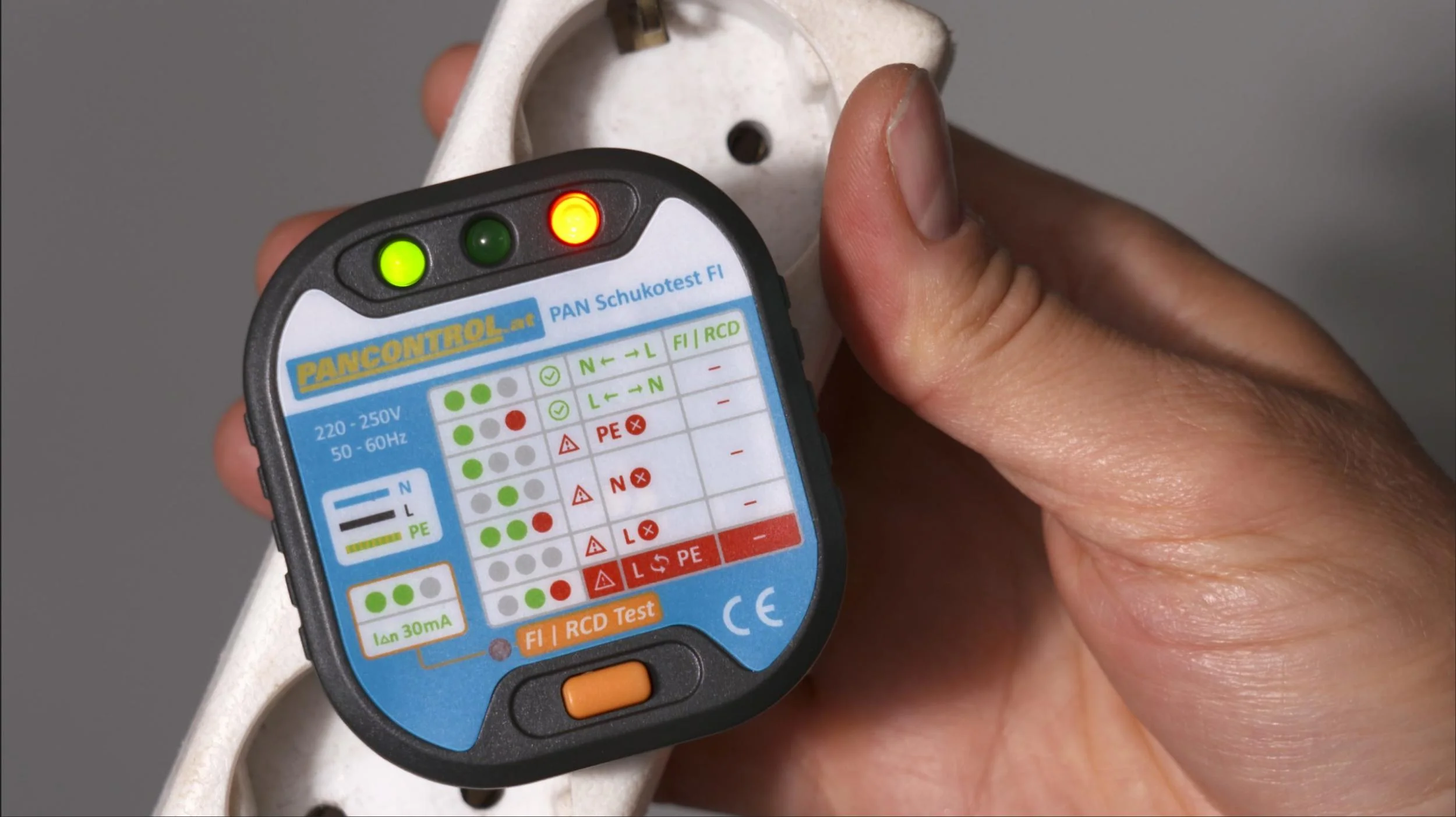 Steckdosen-Prüfer + 30mA FI-Test - 1