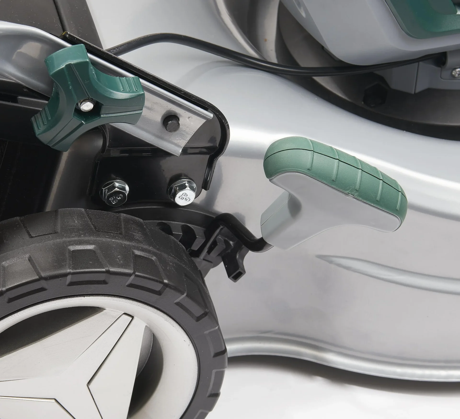 Akku Rasenmäher GM ARM 4038 Schnittbreite 38 cm - inklusive Akku und Ladegerät - 4