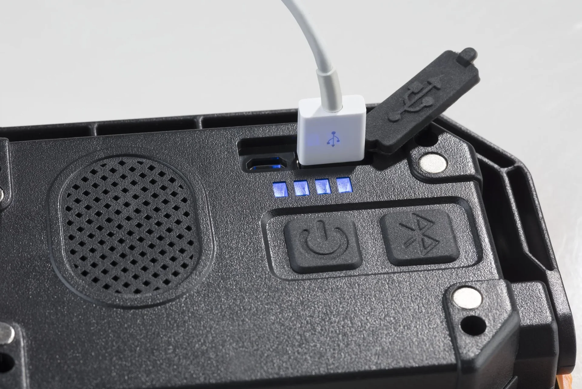 LED Arbeitsleuchte mit Bluetooth Lautsprecher - 5