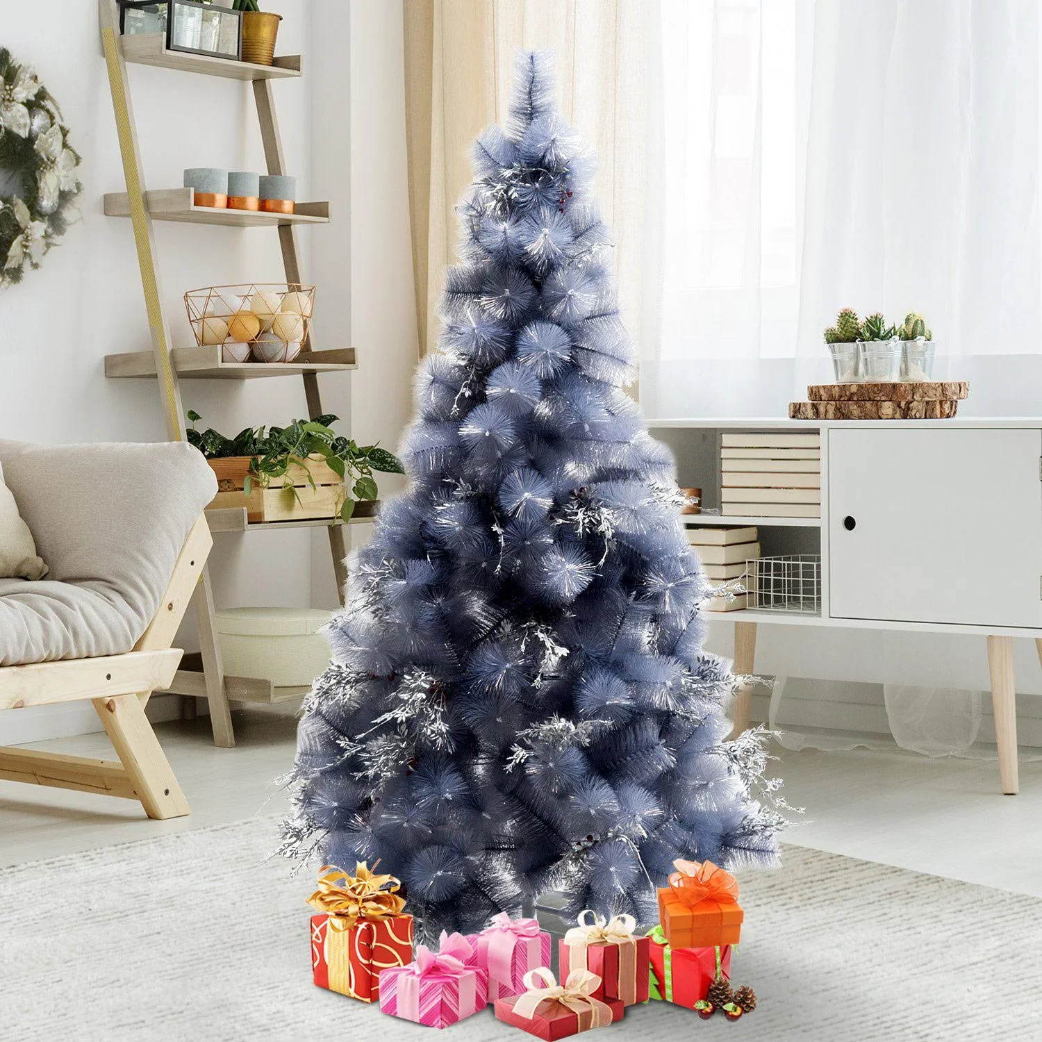 Künstlicher Weihnachtsbaum mit silber Zweigen und roten Beeren - 4