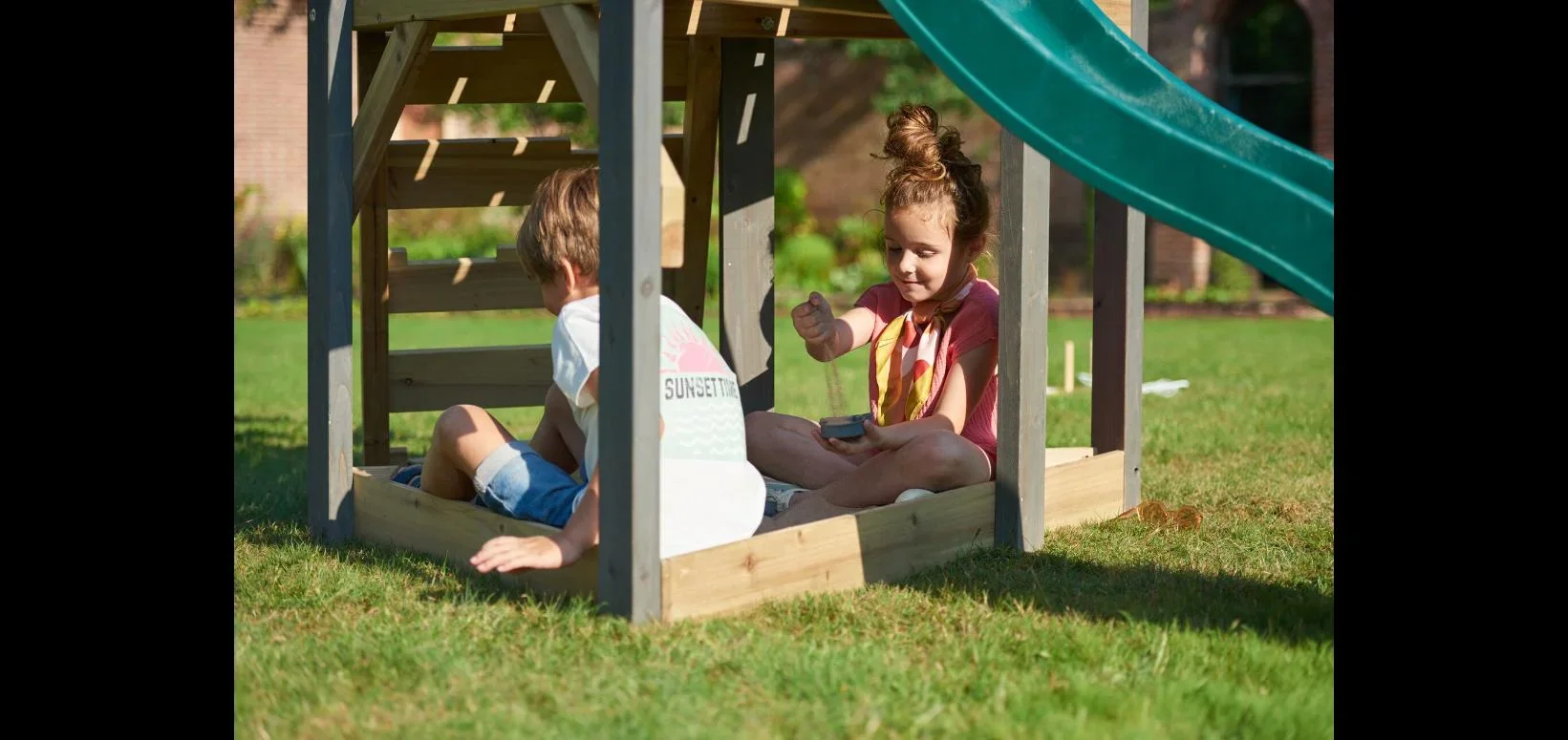 Holz Spielgerüst Barbary, Outdoor-Klettergerüst für Kinder, Doppelschaukel, Rutsche, Leiter, Sandkasten, anthrazit - 2