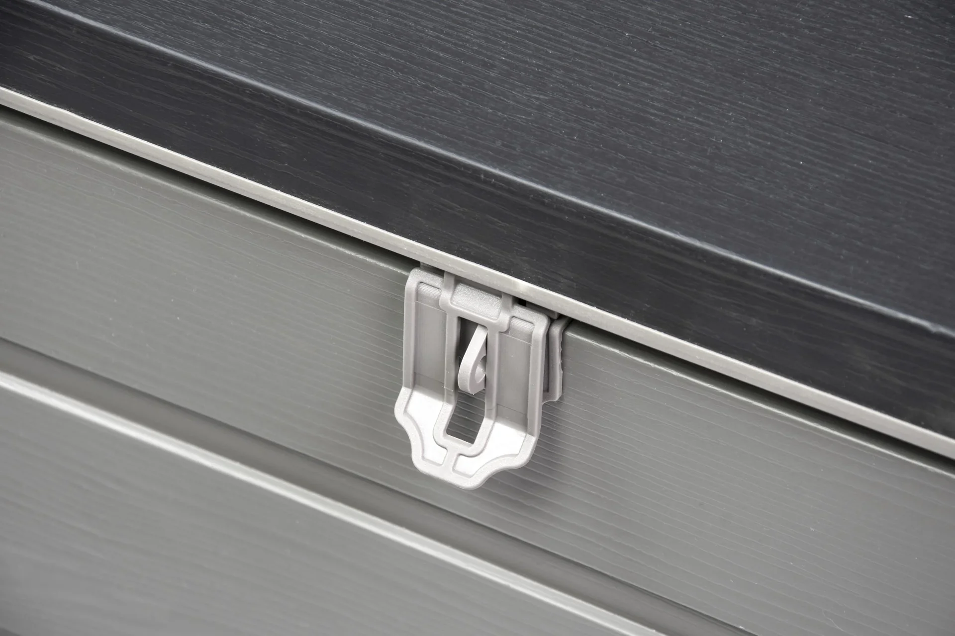 Auflagenbox Aik 680L mit 2 Gleitscharnieren - 9