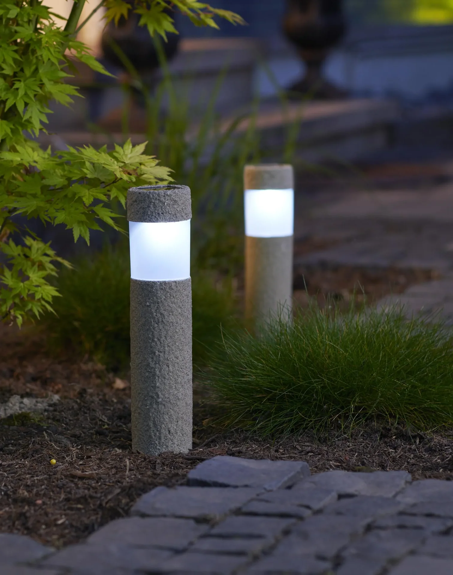 2er Set Solar Pollerleuchten in Steinoptik - 0