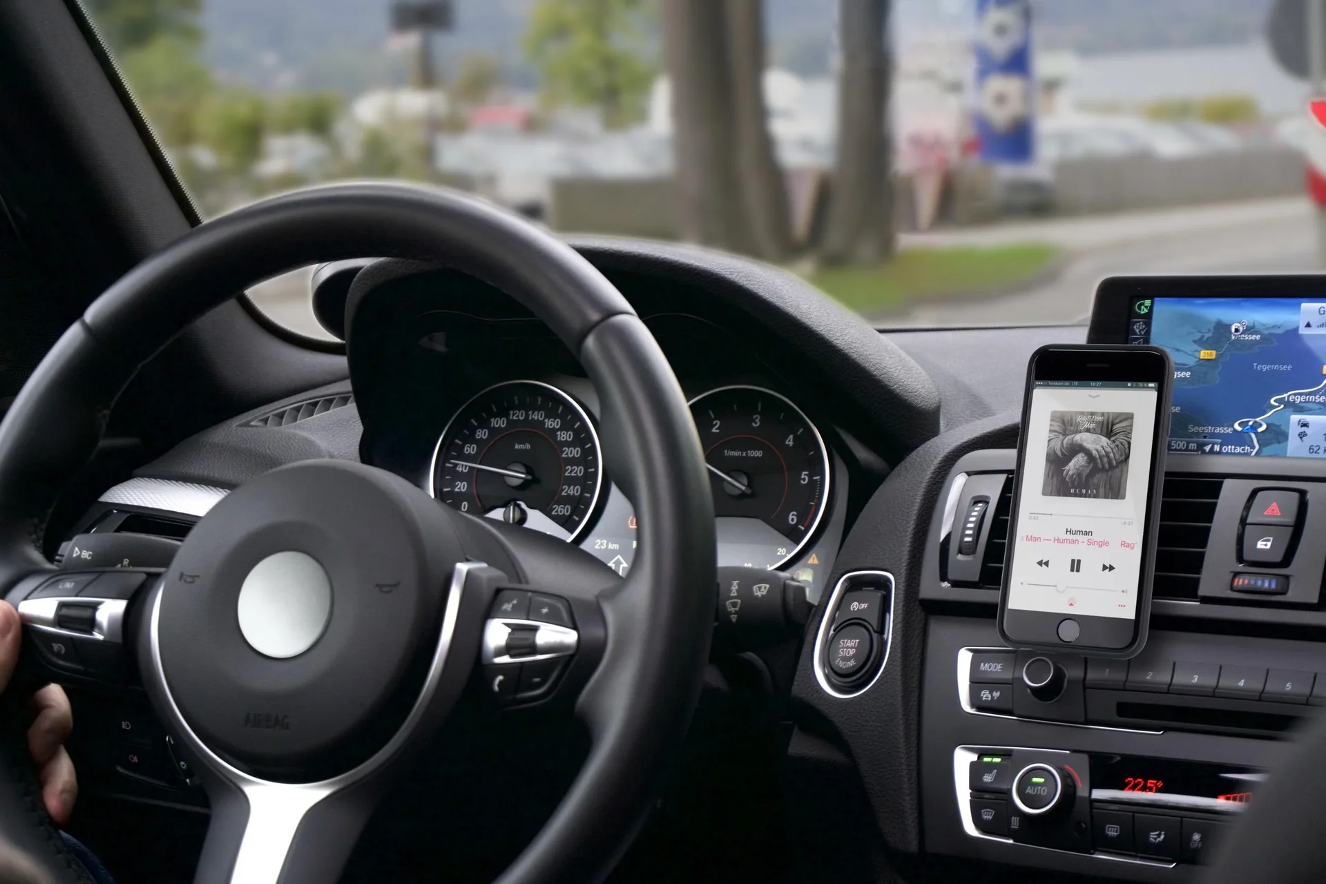 Magnetische Smartphonehalterung für Kfz - 5