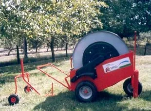 Bewässerungswagen "Leader 50" mit 180 m PE-Schlauch 1 1/2" - 1