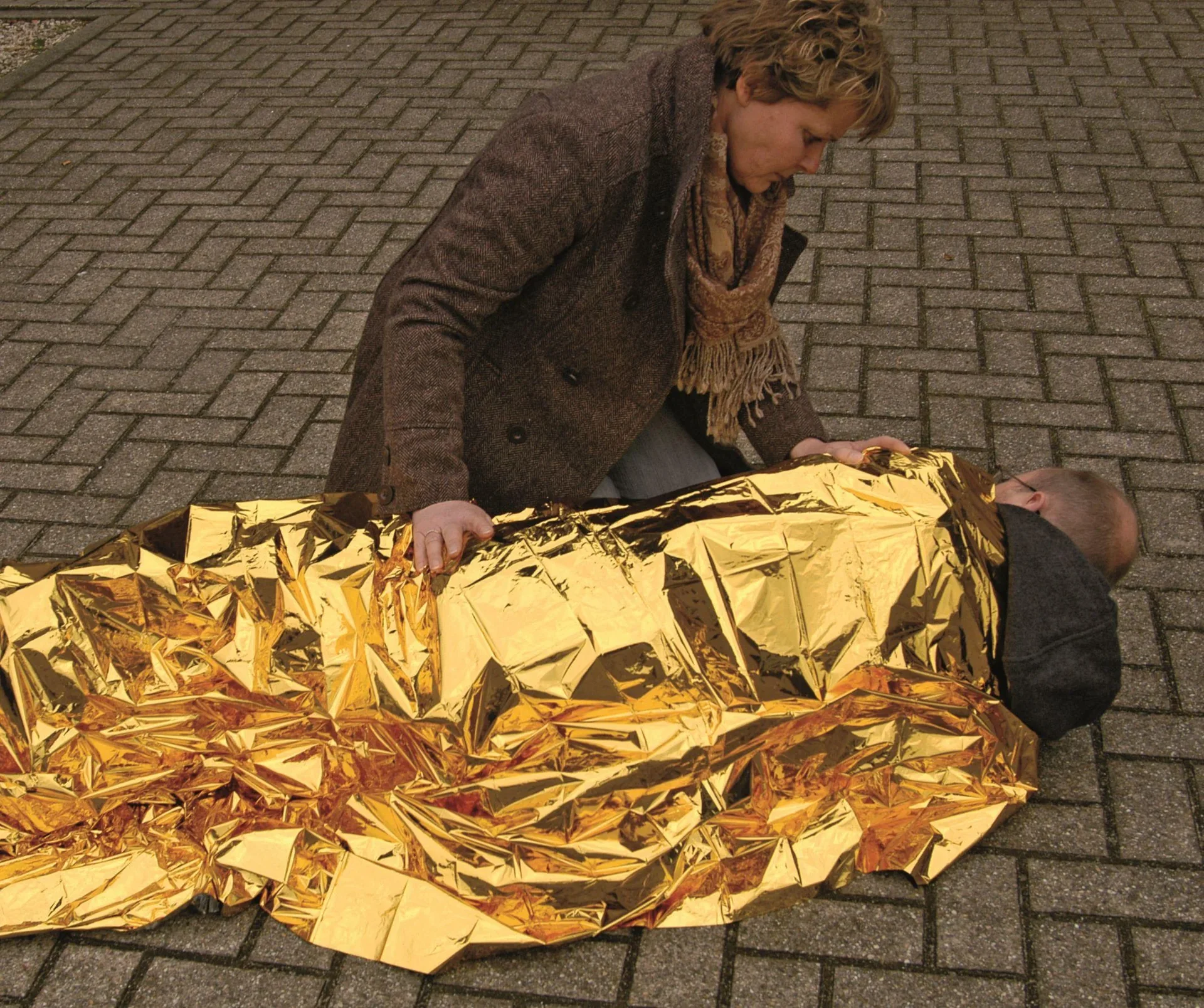 Rettungsdecke 210 cm x 160 cm - 1