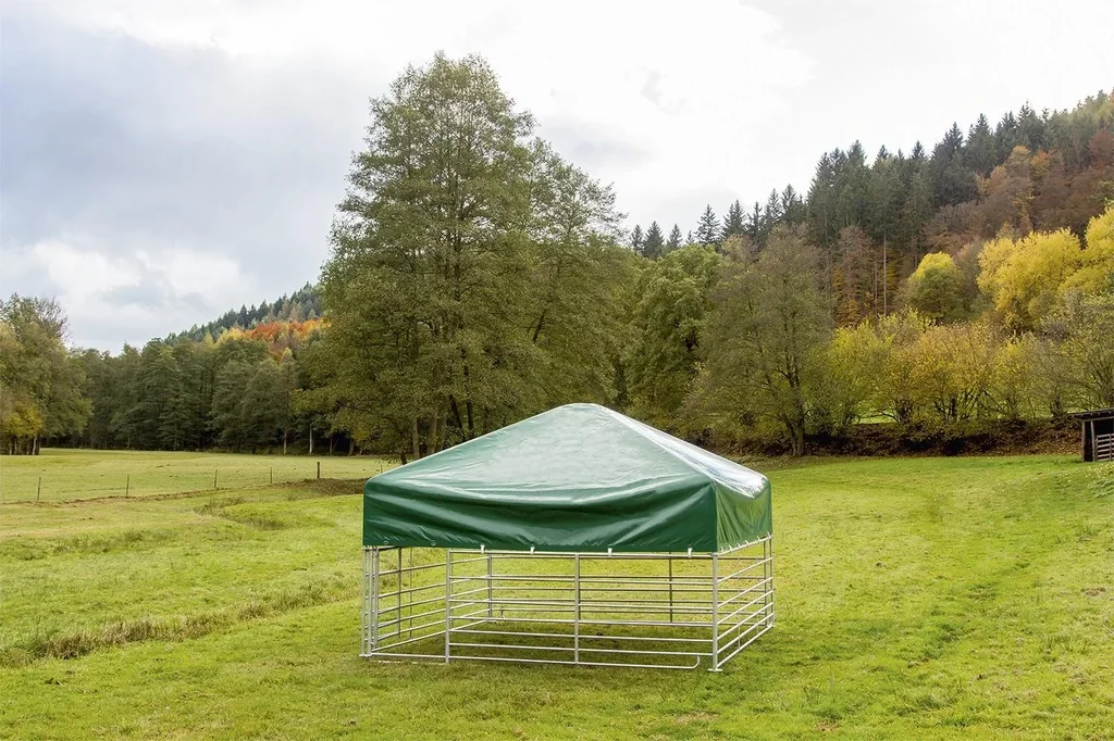 Weideunterstand für Schafe, 2,75 x 2,75 m inkl. Horden