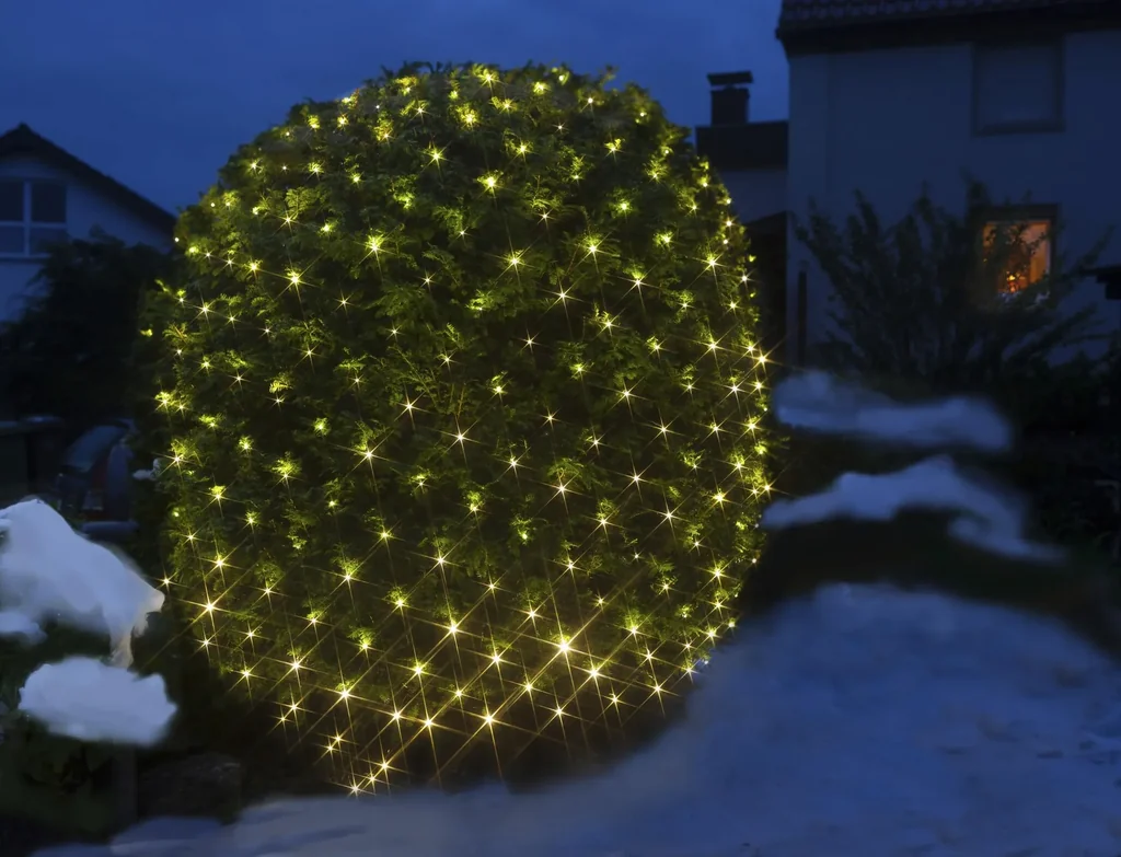 Batteriebetriebenes Lichternetz mit 200 warmweißen LEDs, 3 x 3 Meter