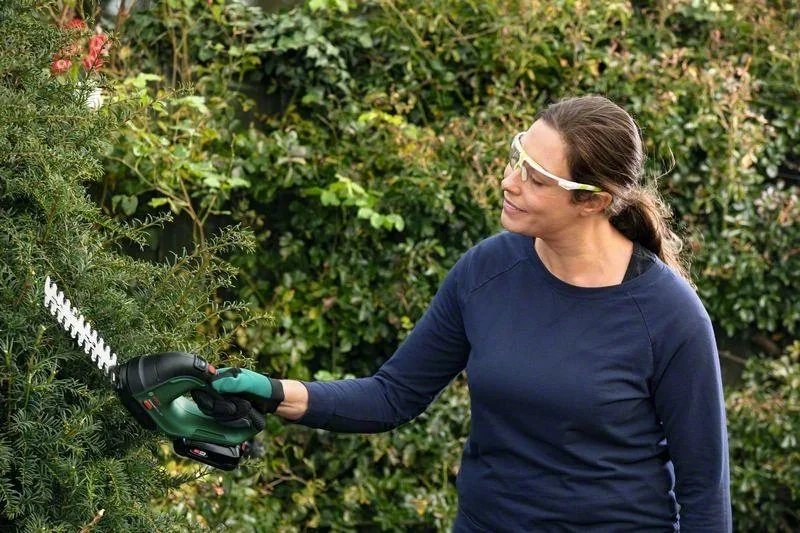 Akku-Strauch- und -Grasscheren-Set AdvancedShear 18V-10