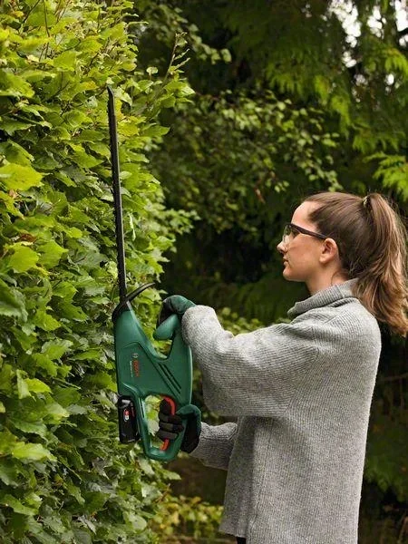 Akku-Heckenschere Easy Hedge Cut 18-45: 1 Akkupack PBA 18V 2.0Ah V-A