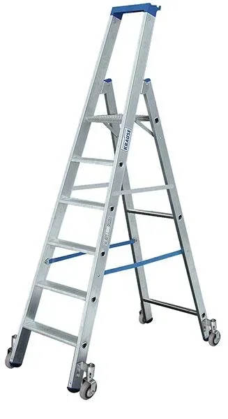 Alu Stufen Stehleiter mit 4 Stufen, Leiter fahrbar