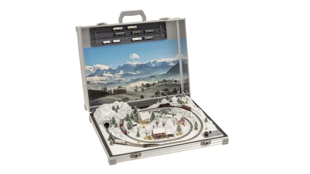 Modellbahnkoffer St. Anton , mit Märklin® mini-club Gleisen