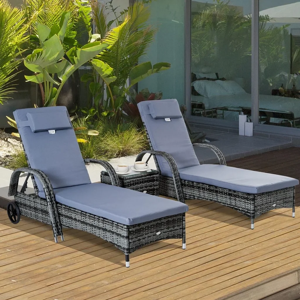 Rattan-Gartenliege als 3-teiliges Set grau