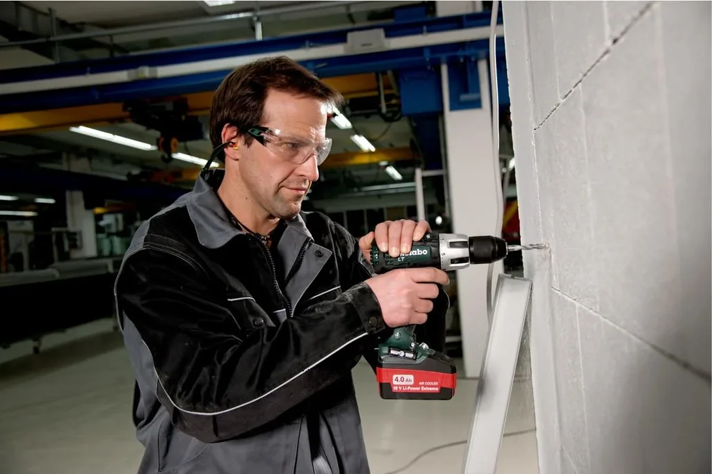 Akku Schlagbohrmaschine 18 V - SB 18 LT