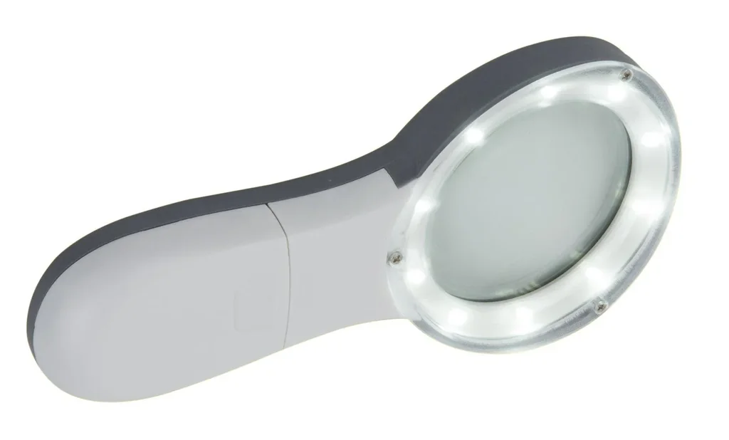 LED LUPE mit 52 Lumen und 10 tageslichtweißen LED aus robustem Kunststoff
