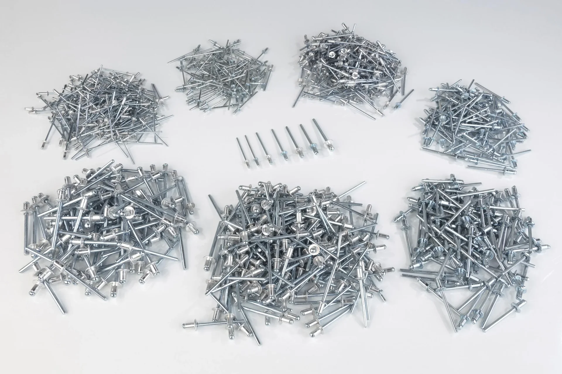 Nieten Sortiment, 1000 Teile, in verschiedenen Größen, Aluminium und Stahl-Nieten