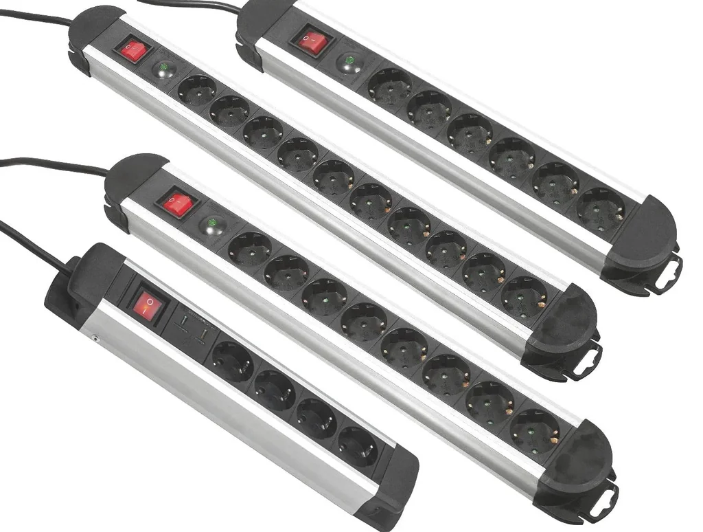 4-fach Aluminium-Steckdosenleiste mit Überspannungsschutz und Schalter