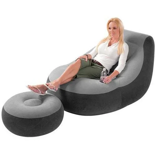 Ultra-Lounge-Sessel mit Hocker