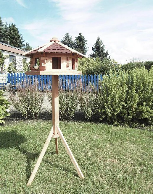 Vogelhaus "Knusperhäuschen" mit Fußkreuzständer