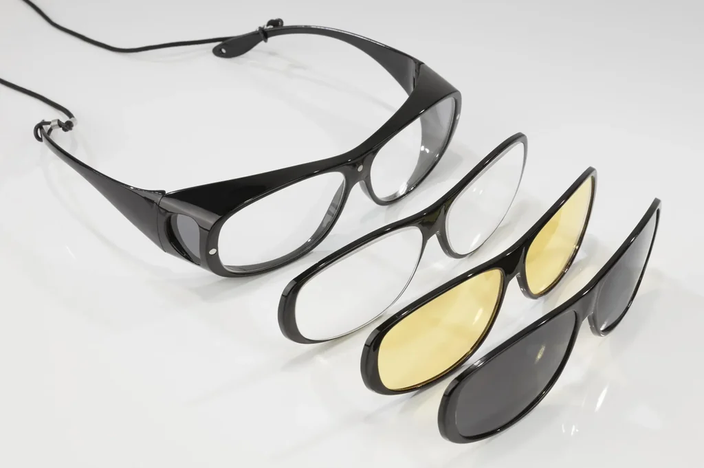 Schutzbrille mit 3 Wechsel-Rahmen