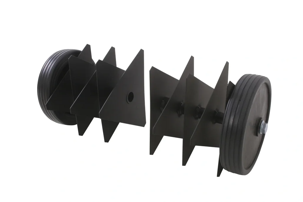 Vertikutieraufsatz für Kombimaschine " Fusion 10TG Vario" und " Vision 700" :