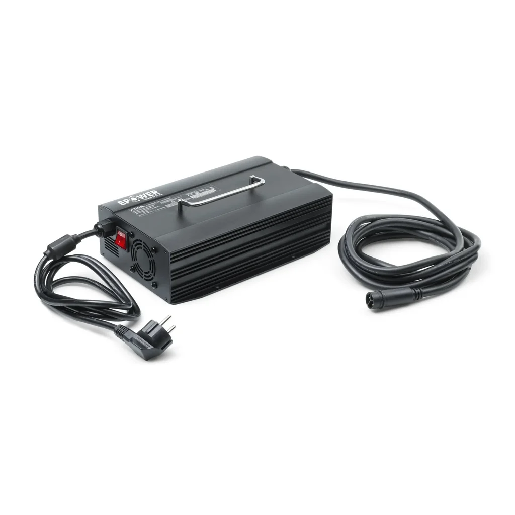 E-Power Schnellladegerät für Tornado und Estate Akku-Rasentraktoren
