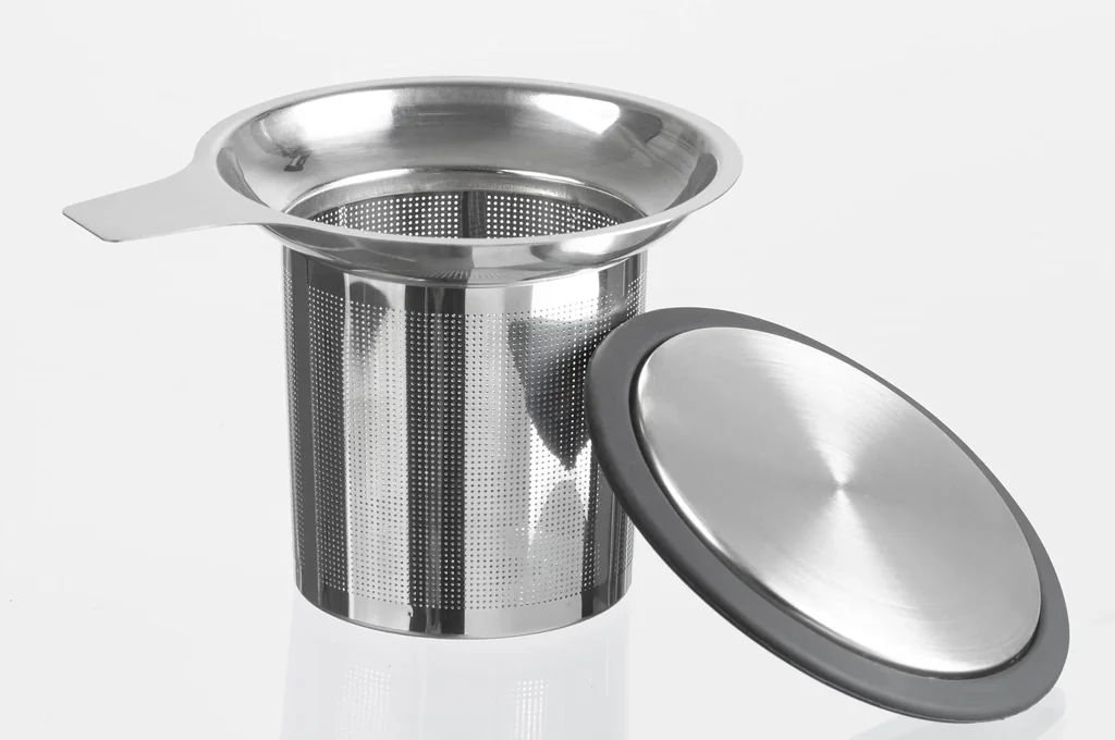 Edelstahl-Teesieb mit Silikondeckel
