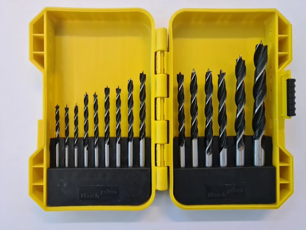 Holzbohrer-Set 15-teilig (3 - 10 mm)
