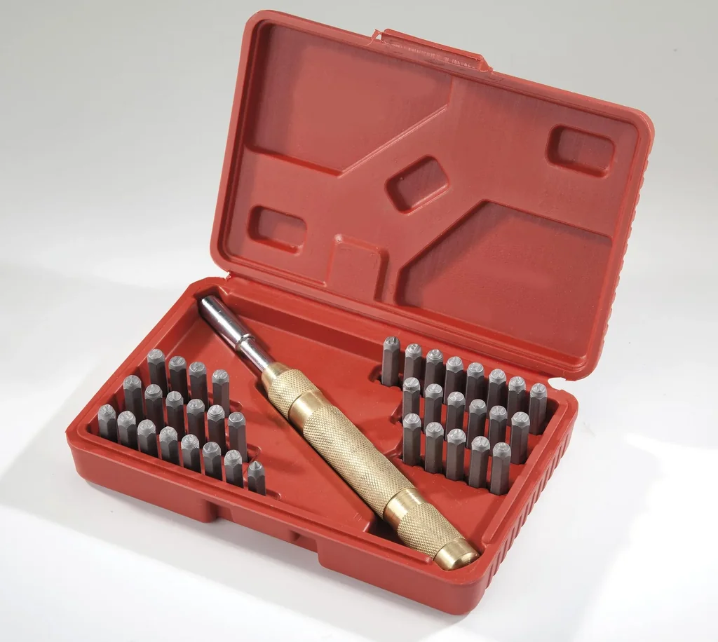 Einschlagbuchstaben- und Zahlen Set 38 tlg.