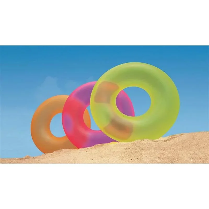 Transparent Pink farbenen Pool