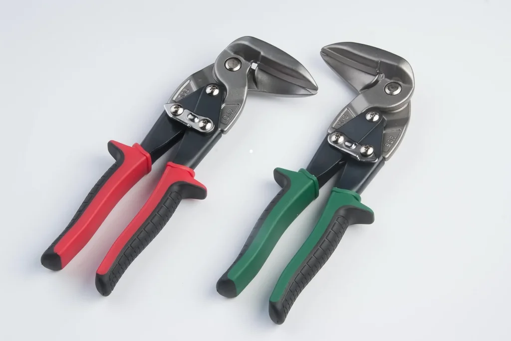 Winkel-Figuren- und Durchlaufschere rechts