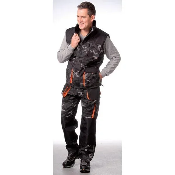 Arbeits Bundhose, Farbe camouflage, Gr. 48