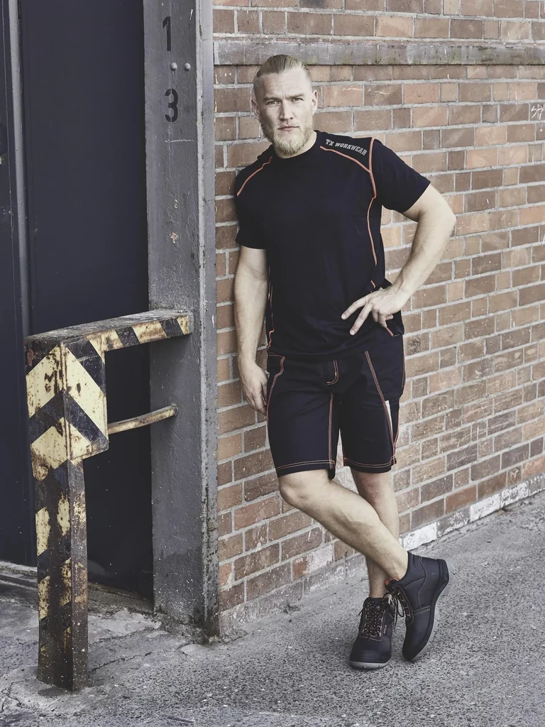 Arbeits Shorts, Farbe schwarz/rot, Gr.60