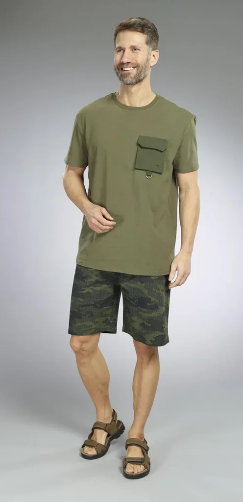 T-Shirt mit Brusttasche, Farbe oliv, Gr.M
