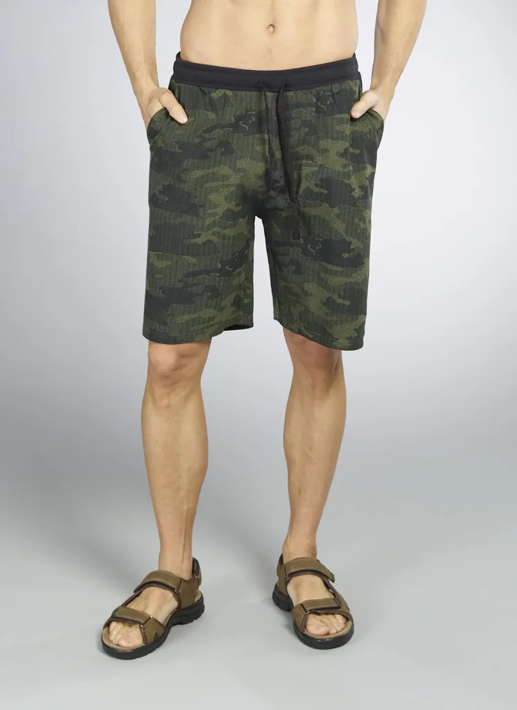 Bermuda Shorts, Farbe camouflage/grün/schwarz, Gr.2XL