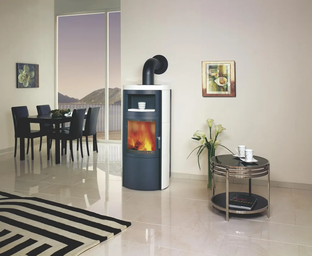 Kaminofen Vito WW ECOplus (8,4 kW) creme-weiss, Feinstaubfilter, Dauerbrand, Automatik, Externe Zuluft, Warmwasser
