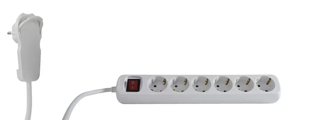 Schutzkontakt-Flachstecker mit Netzanschluss, schwarz