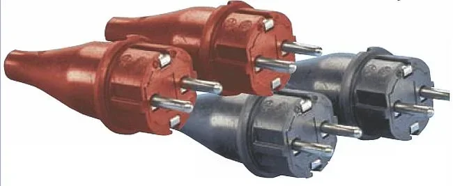 Vollgummi Stecker - 2 Stück mit Schutzkontakt IP44 - schwarz