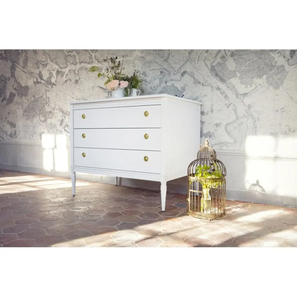 Gustavienne Kommode weiss