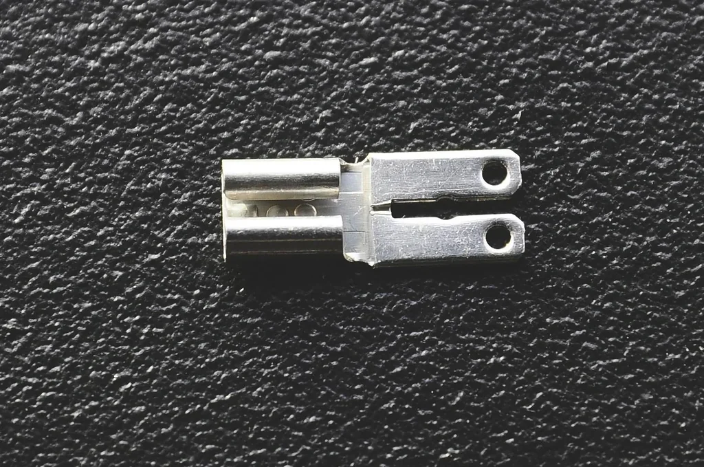 Batterieadapter von 4,8 mm auf 6,3 mm - 4er Pack (passend für 2 Akkus)