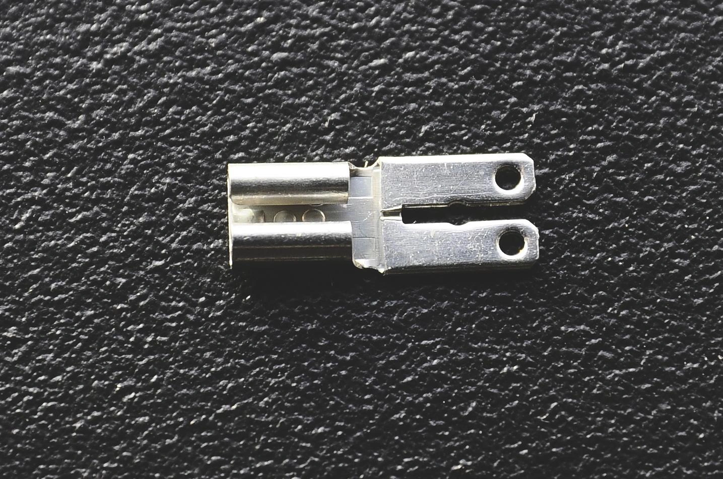 Batterieadapter von 4,8 mm auf 6,3 mm - 4er Pack (passend für 2 Akkus)