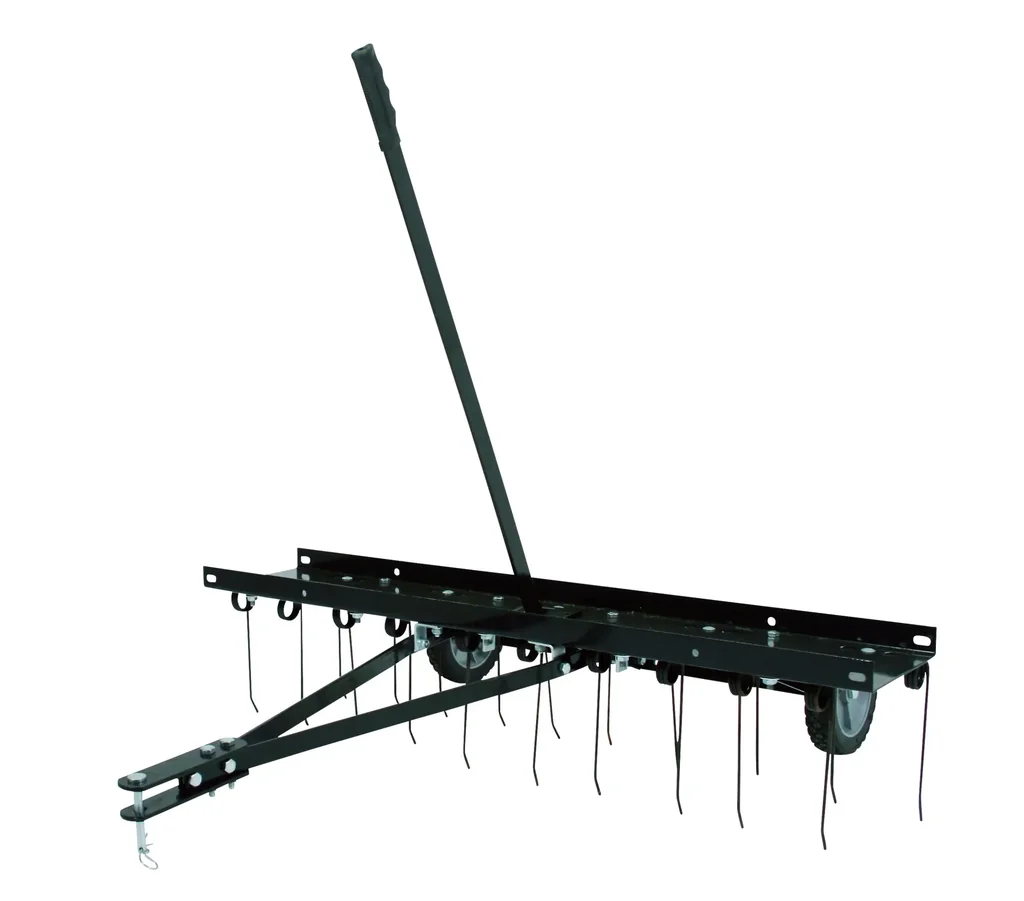 Anbaugerät für Rasentraktoren Vertikutierer 96 cm -Moosentfernung und Belüftung des Rasens!