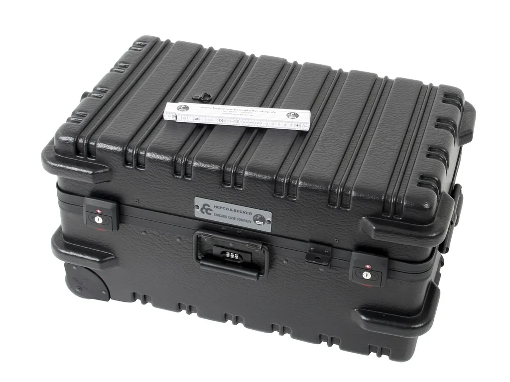 Werkzeugkoffer CHICAGO CASE 5540, 72 Liter, bruchsicher mit integriertem Rollensystem